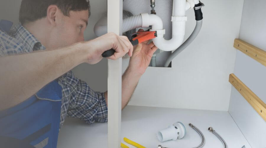 Professional same day plumber in Hidalgo, IL